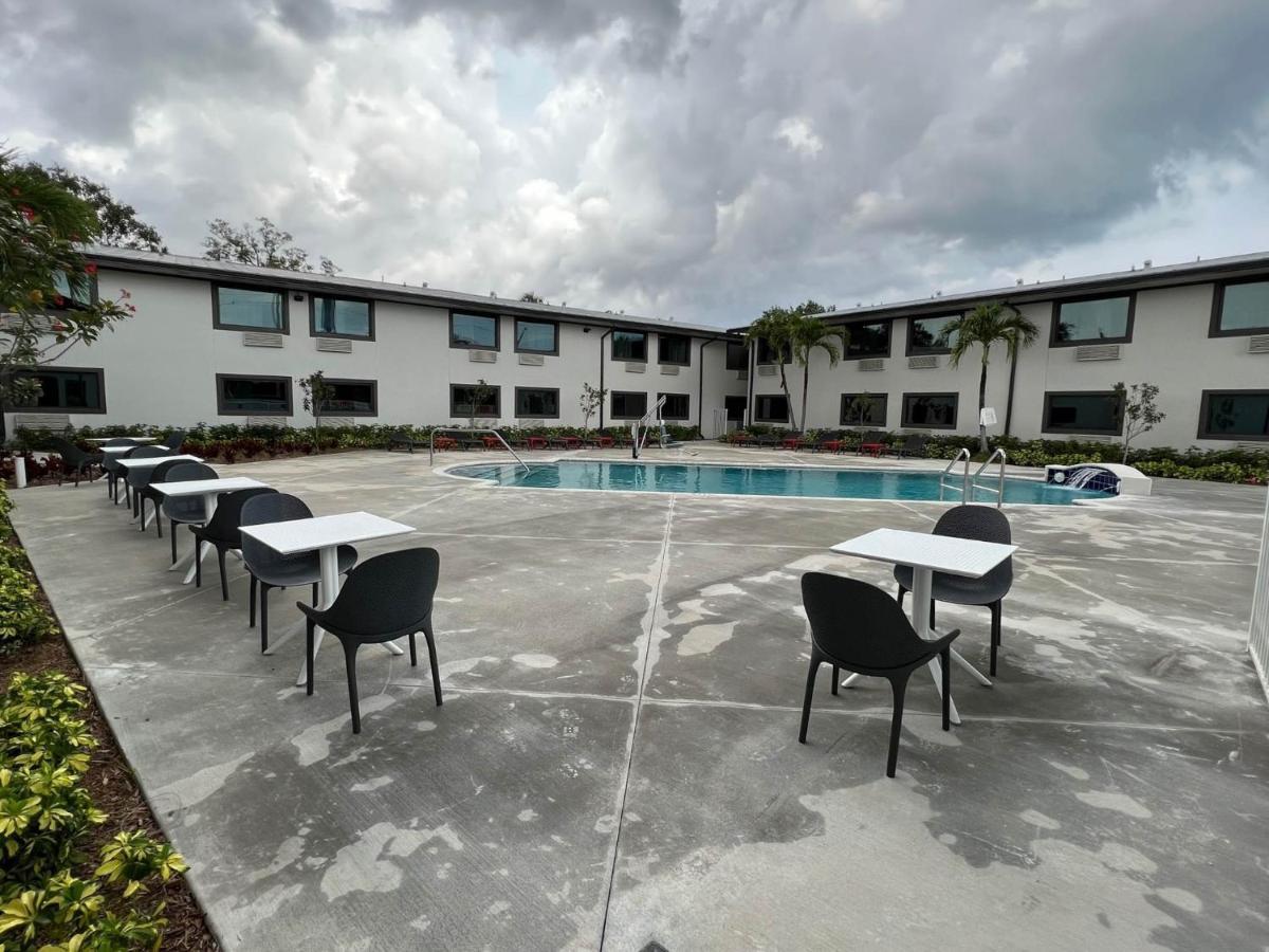 Motel 6-Fort Lauderdale, Fl Bagian luar foto