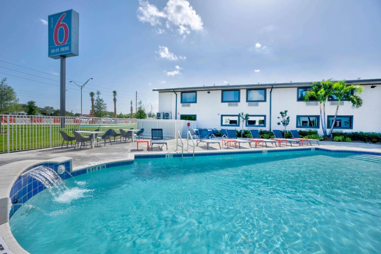 Motel 6-Fort Lauderdale, Fl Bagian luar foto
