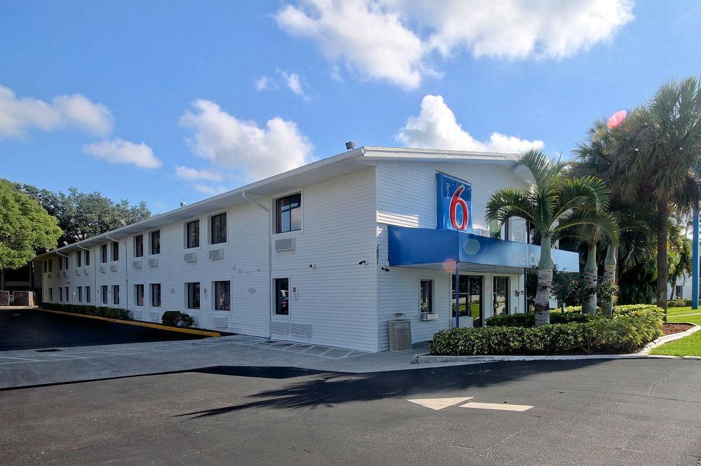 Motel 6-Fort Lauderdale, Fl Bagian luar foto