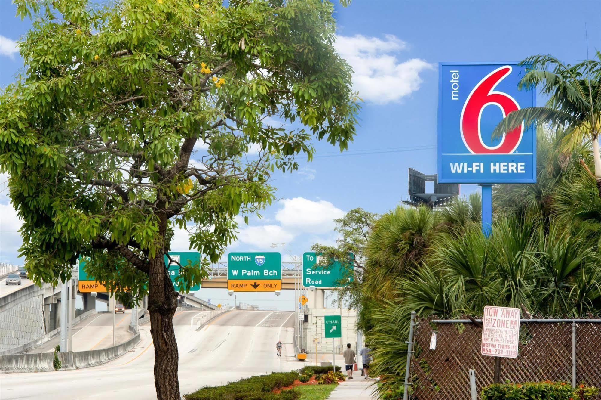 Motel 6-Fort Lauderdale, Fl Bagian luar foto