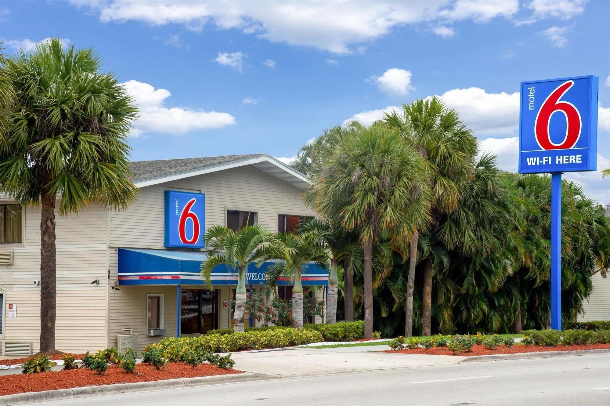 Motel 6-Fort Lauderdale, Fl Bagian luar foto