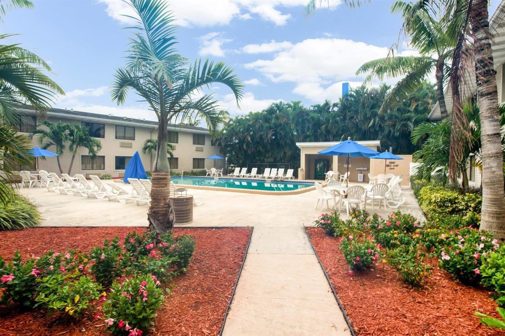 Motel 6-Fort Lauderdale, Fl Bagian luar foto