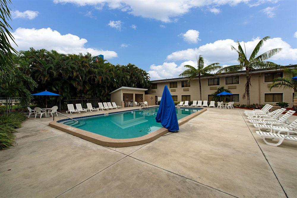 Motel 6-Fort Lauderdale, Fl Bagian luar foto